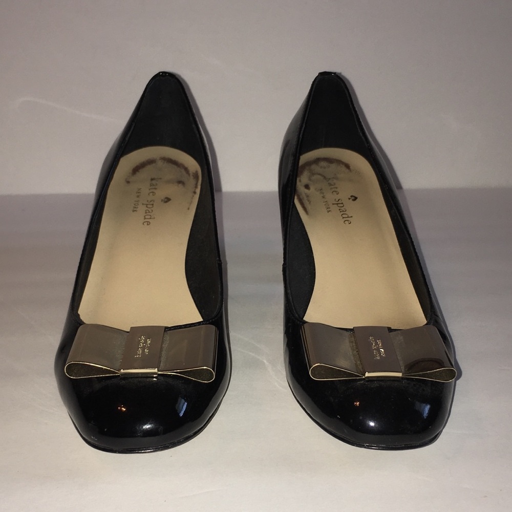 Kate Spade Black and Gold Sandals
